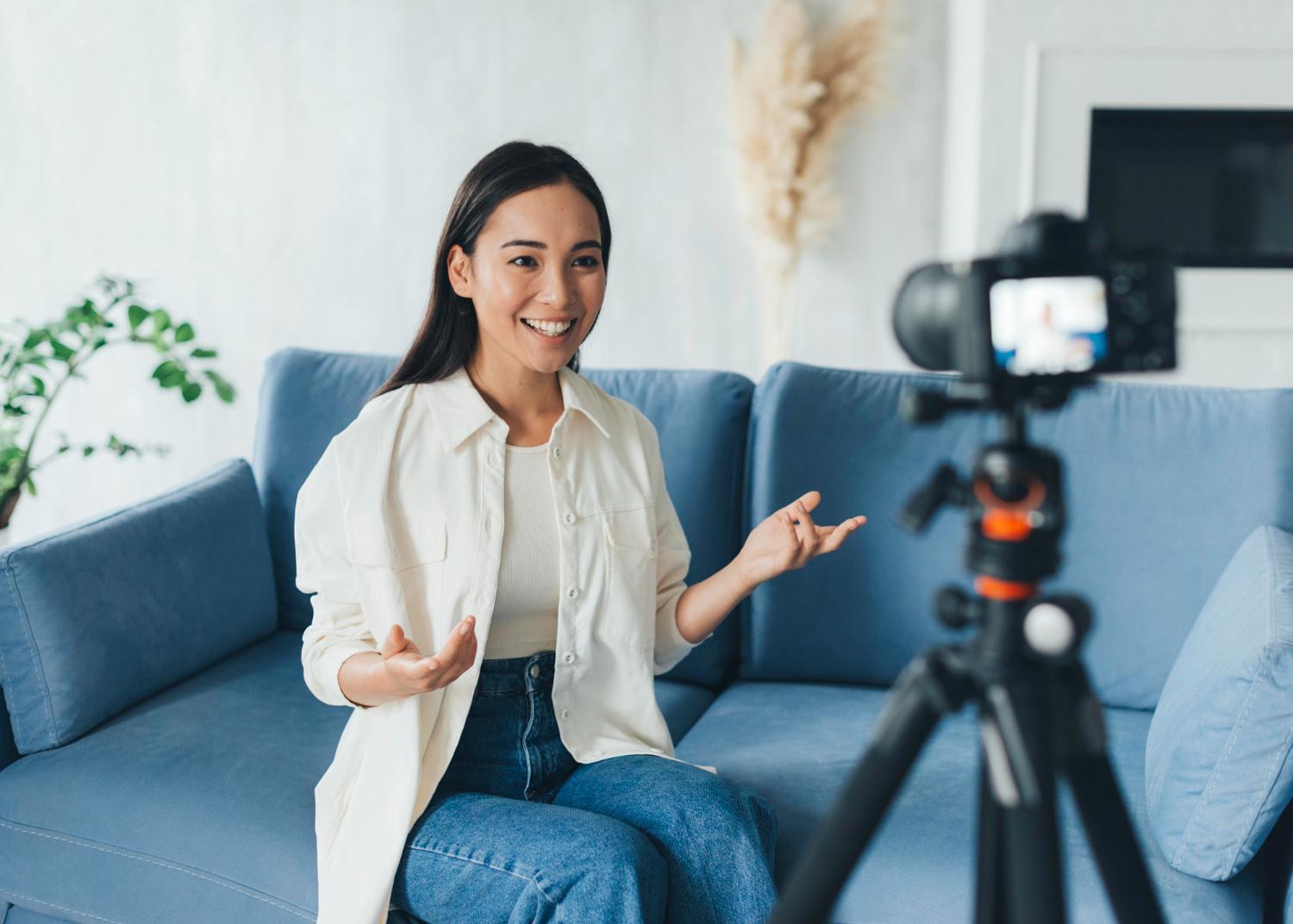 Read more about the article The Art of Interview Videos: Tips and Tricks